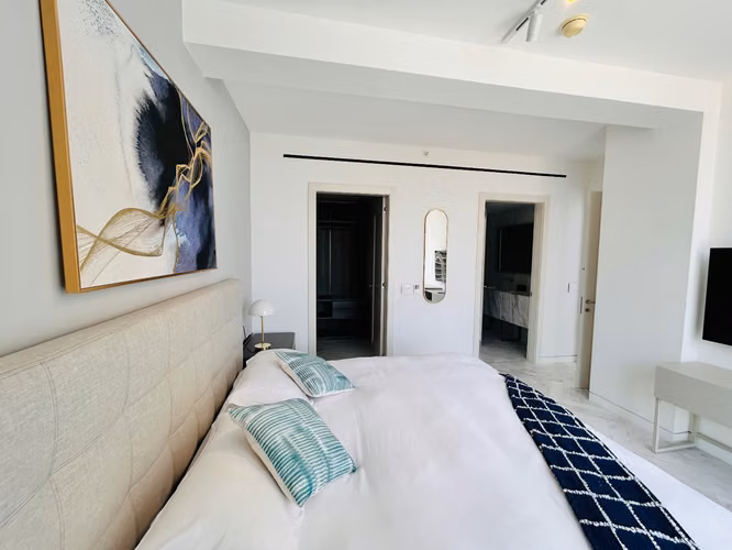  EXCLUSIVO Y ELEGANTE! Apartamento Amoblado de Lujo – 146 m - Imagen 18