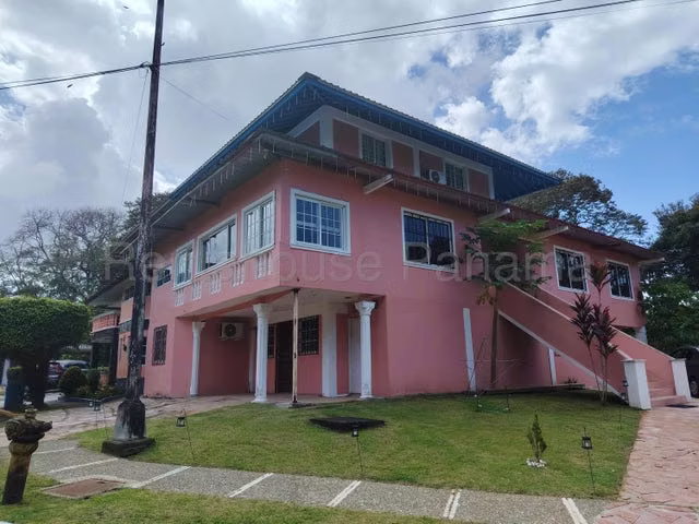 Venta casa familiar duplex adosada en area revertida Colon 26GC4631 - Imagen 15