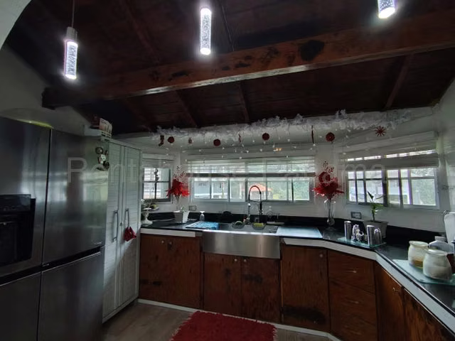 Venta casa familiar duplex adosada en area revertida Colon 26GC4631 - Imagen 11