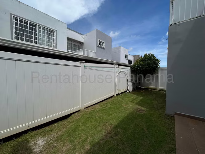 Venta Casa en Augusta | Brisas del Golf | Paseo del Norte 27YCG2763