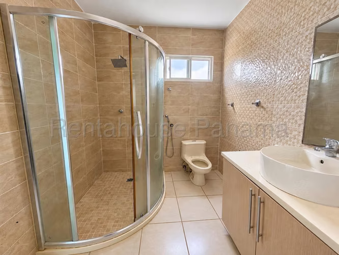 Venta Casa en Augusta | Brisas del Golf | Paseo del Norte 27YCG2763