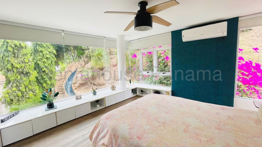 Venta hermosa Casa - Fuente del Fresno 26YCG6164