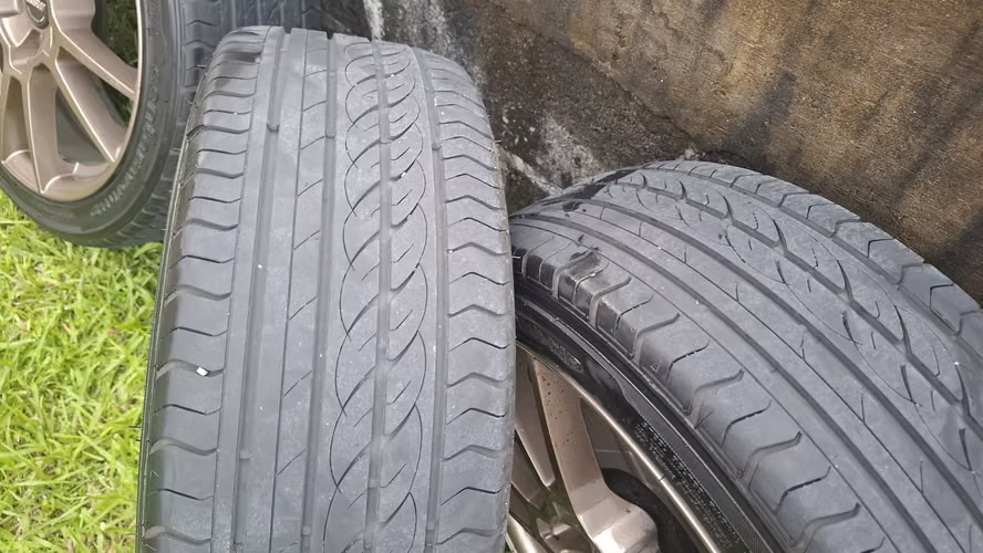 Rines 17" con llantas 