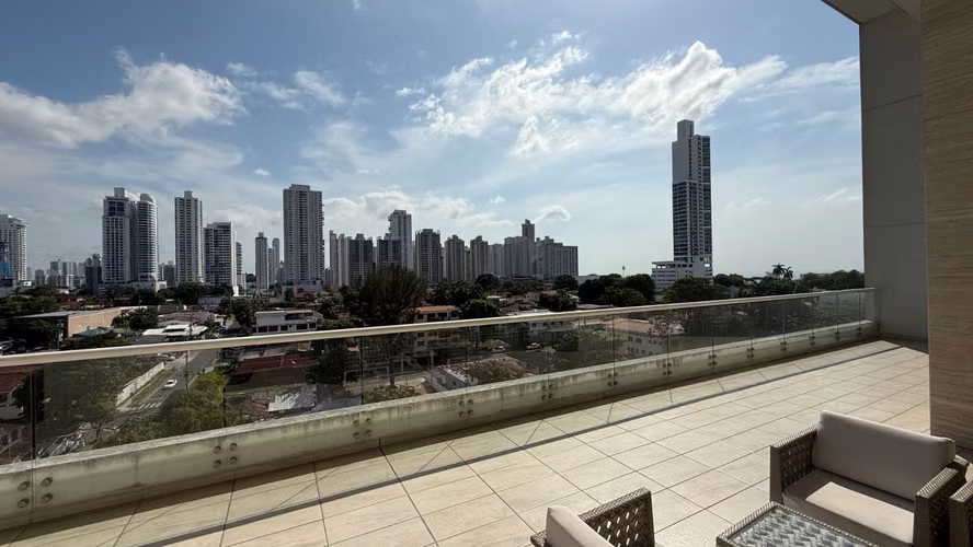 Se alquila Apartamento 3 recámaras, 3 baños, Dem, balcón, CBE, A pasos del Multy Plaza - Imagen 3