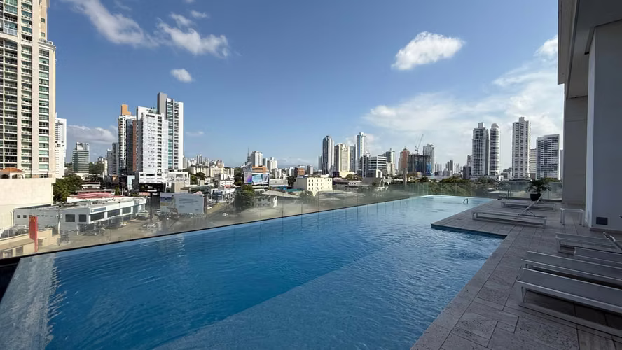 Se alquila Apartamento 3 recámaras, 3 baños, Dem, balcón, CBE, A pasos del Multy Plaza - Imagen 7