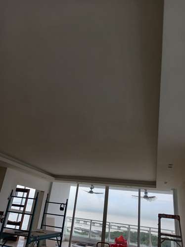 Gypsum y pintura