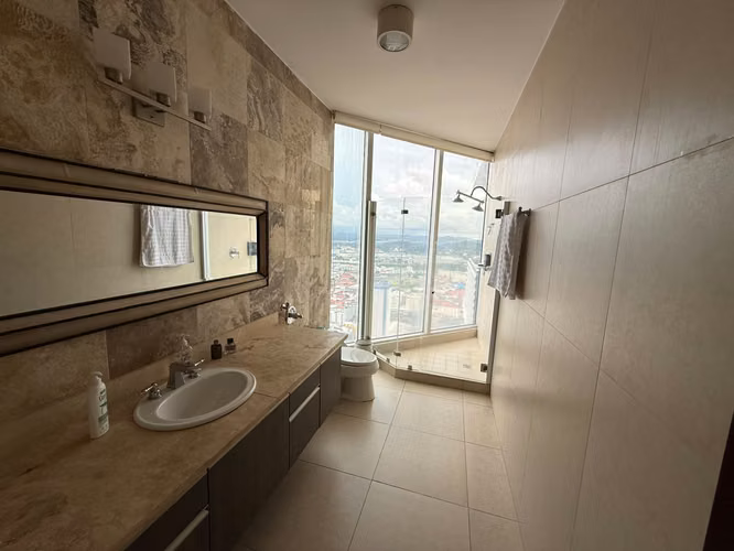 Alquiler de Apartamento Amoblado en Rivage tower , Avenida Balboa - Imagen 5