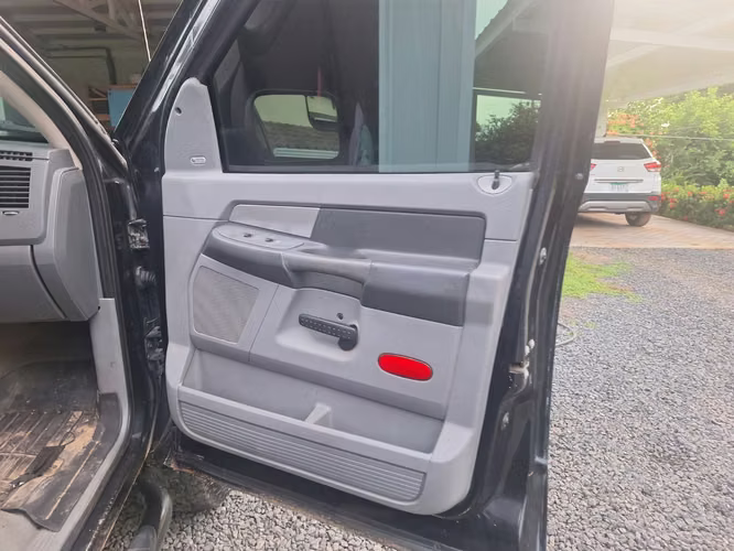 2008 Dodge Ram 2500 Impecable Cummins 5.9 diesel 