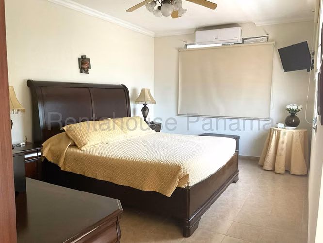 Venta Casa en Betania - Club X 26YCG8197
