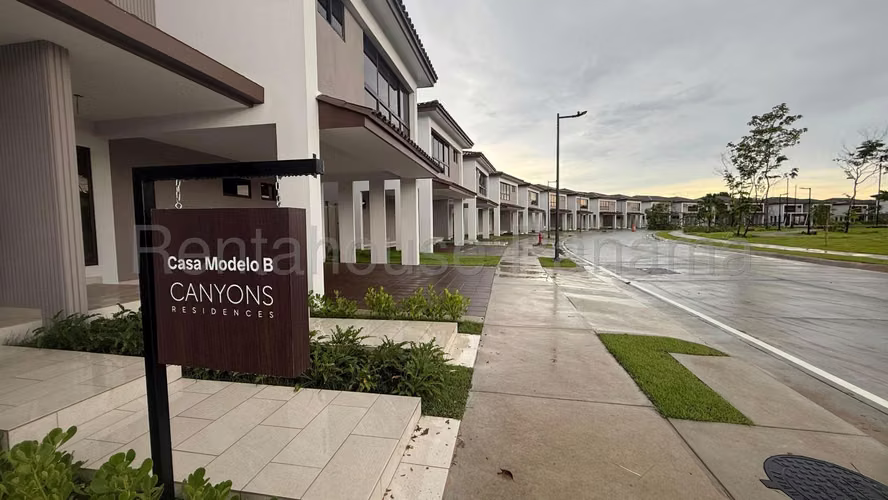 Venta de Casa en Paseo del Norte, Panamá 27JSS2756