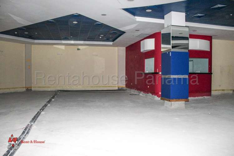 Venta de local comercial en los Andes Mall AK - Imagen 3