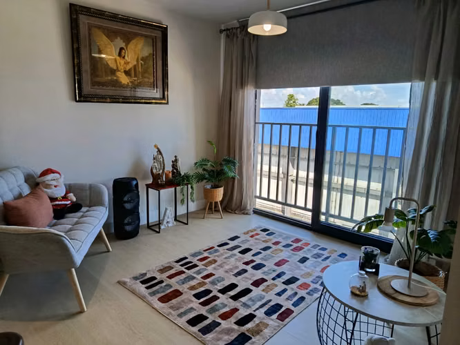 RENTAL APARTMENT IN THE MORNING