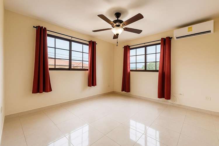 SE ALQUILA CASA UNIFAMILIAR LAS CUMBRES MIRADOR DEL LAGO 3 RECAMARAS