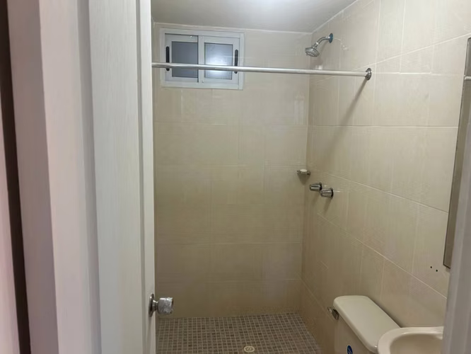 Cómodo y bien ubicado apartamento en Villa Zaita - 2R/2B