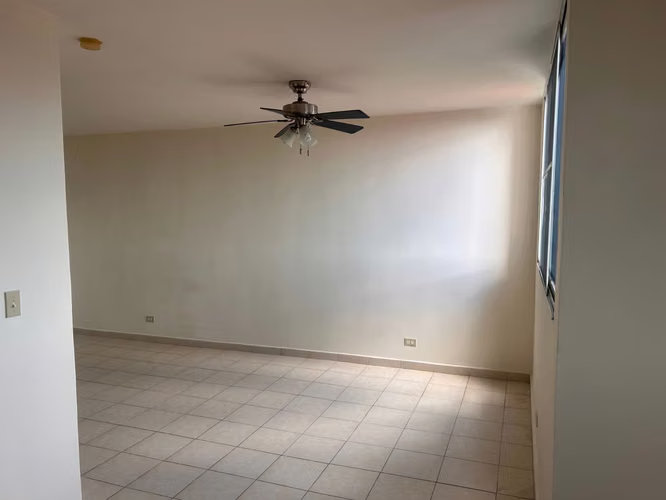 Cómodo y bien ubicado apartamento en Villa Zaita - 2R/2B