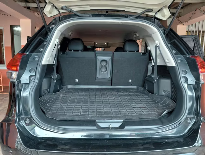Nissan X-Trail 2023 - Un sólo dueño (profesora)  - Imagen 6