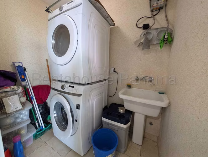 Alquiler de Apartamento en Costa del Este MPS27-2749