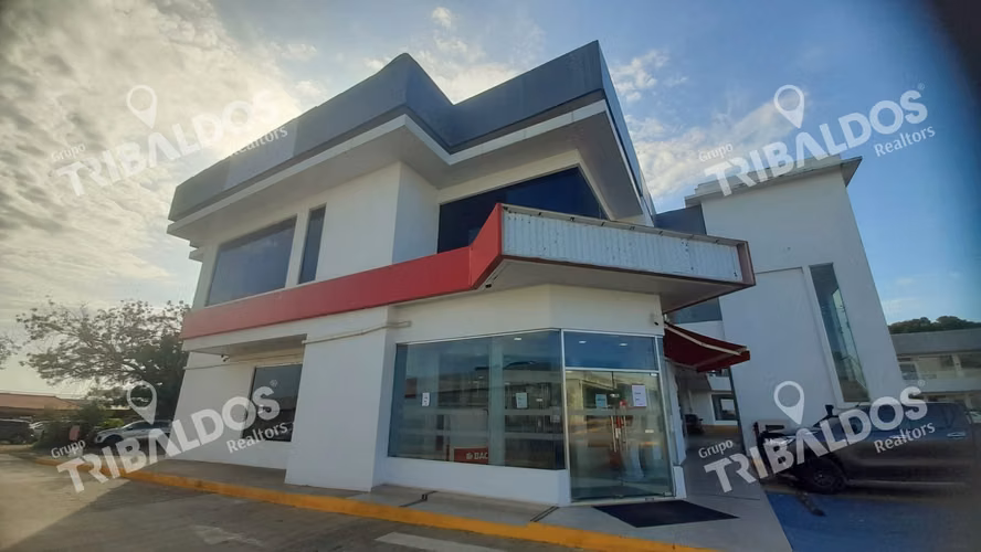 Venta o Alquiler de Local Comercial en el Centro Empresarial y Financiero de Azuero