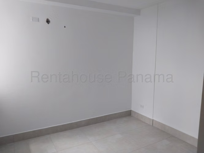 Venta de Apartamento en Betania Ph Sky Point EC