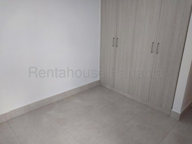 Venta de Apartamento en Betania Ph Sky Point EC