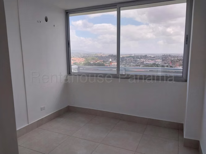 Venta de Apartamento en Betania Ph Sky Point EC