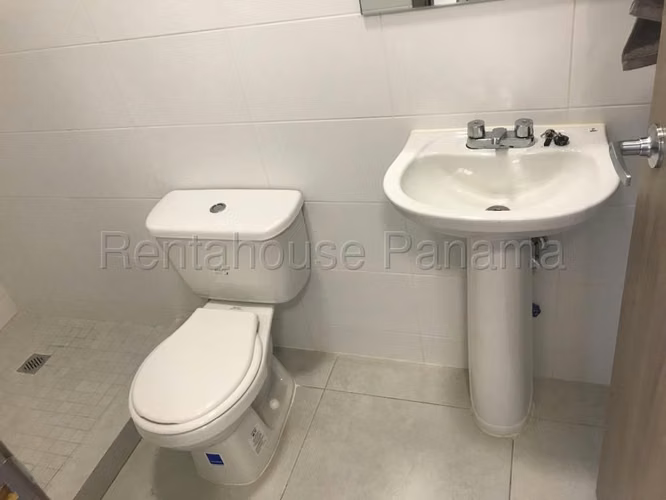 Venta de Casa en Panama Norte Riverwalk Green City EC