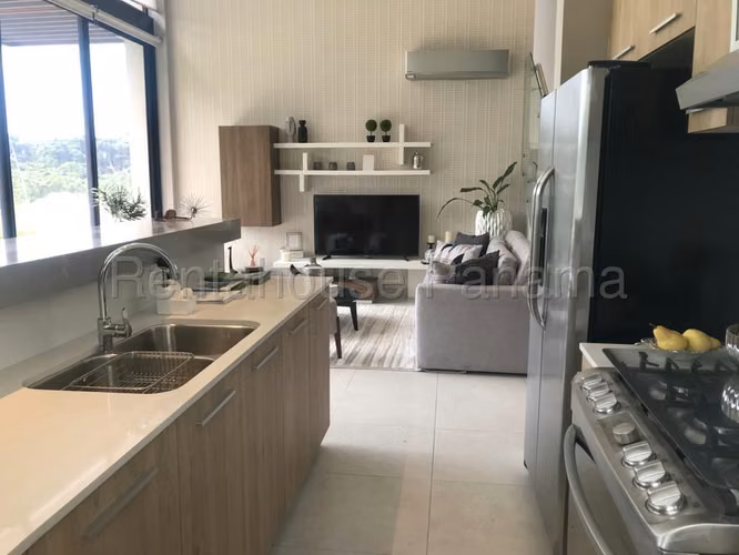 Venta de Casa en Panama Norte Riverwalk Green City EC
