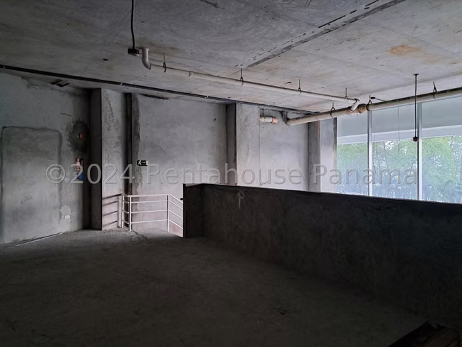 Venta de Local en Betania Sky Point EC