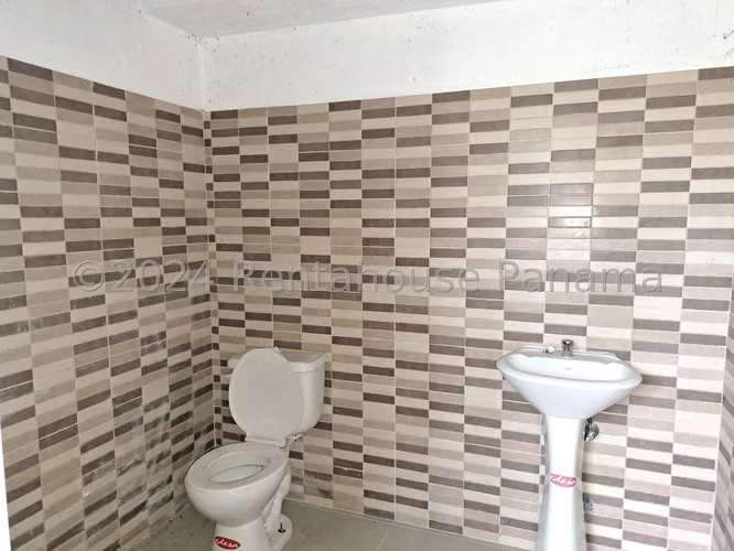 Venta de Local en Betania Sky Point EC