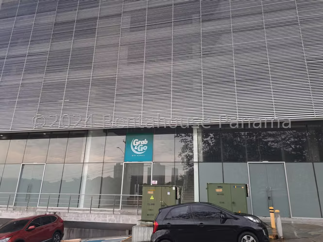 Venta de Local en Betania Sky Point EC