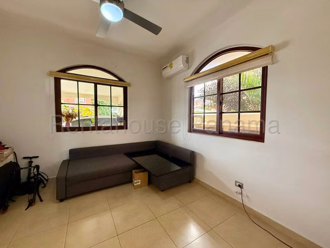 Alquilo Casa en Costa Sur OF27-2621 - Imagen 2