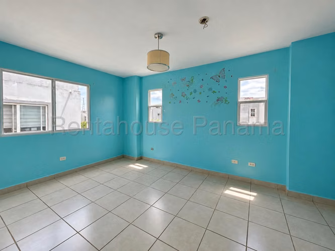 Alquiler de Casa en Paseo del Norte Victoria 157 Mts PD