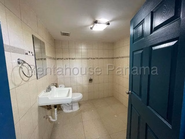 Venta de Casa en Clayton 350 Mts PD