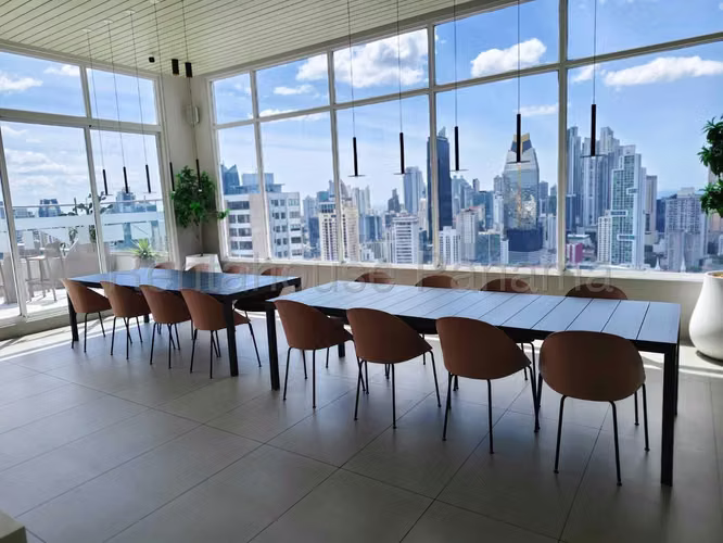 Apartamento en Venta en El Cangrejo 79.76 m² LR