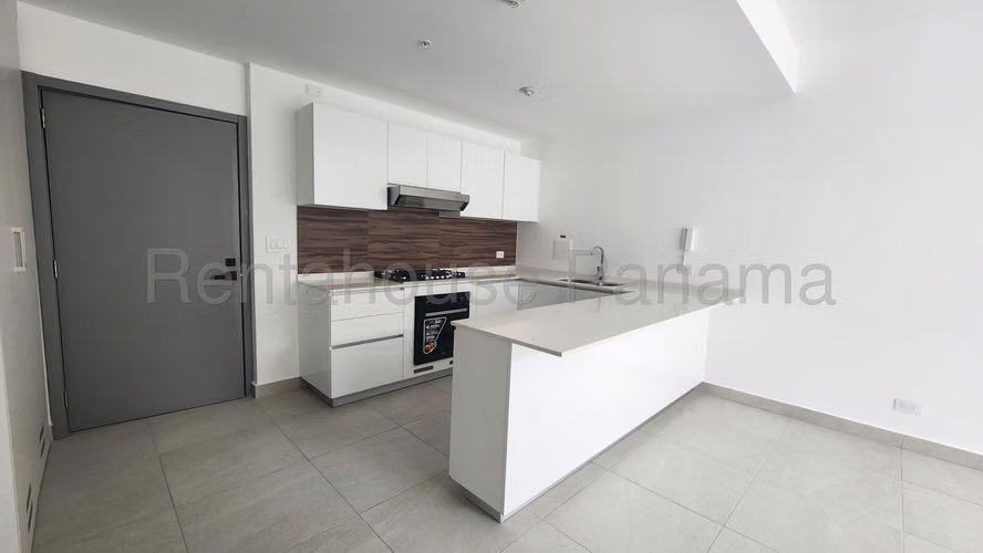 RR VENTA DE APARTAMENTO EN EL CANGREJO PH VAN GOGH