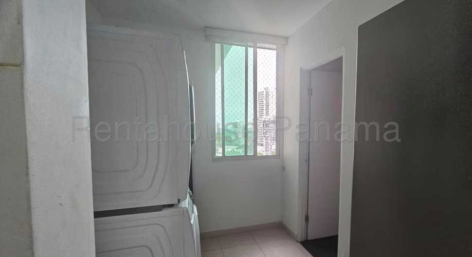 RR VENTA DE APARTAMENTO EN OBARRIO PH SEAWAVES