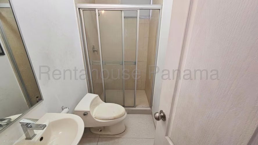 RR VENTA DE APARTAMENTO EN OBARRIO PH SEAWAVES