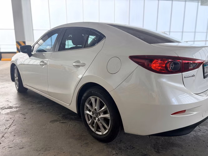 Mazda 3 2018 | ¡Como nuevo! Solo 60,000 km • Automático • Impecable  - Imagen 5