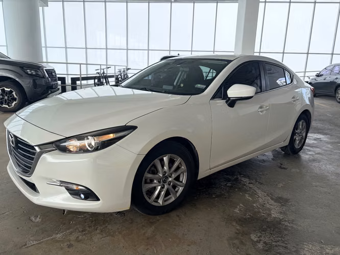 Mazda 3 2018 | ¡Como nuevo! Solo 60,000 km • Automático • Impecable 