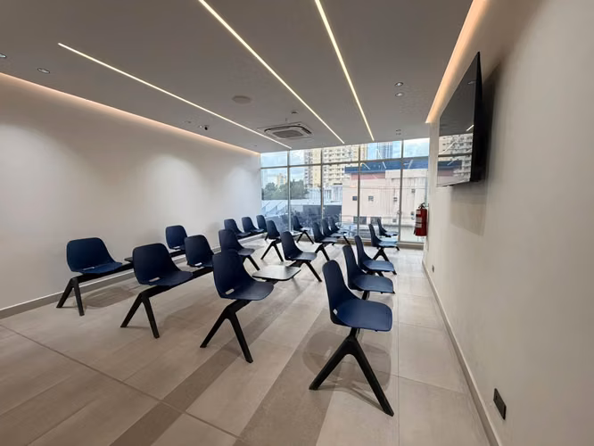 ALQUILER DE CONSULTORIO - PH PARK SQUARE - Imagen 2