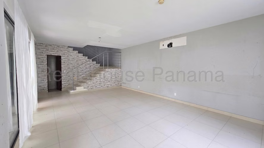 Venta de Casa en Panama Pacifico River Valley ANL