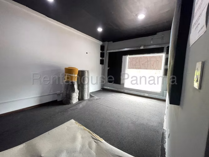 Venta de Local en Ancon Country Plaza ANL