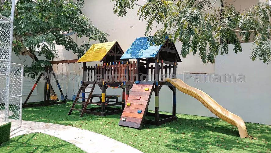 Venta de Casa en Betania Corona Gardens NS