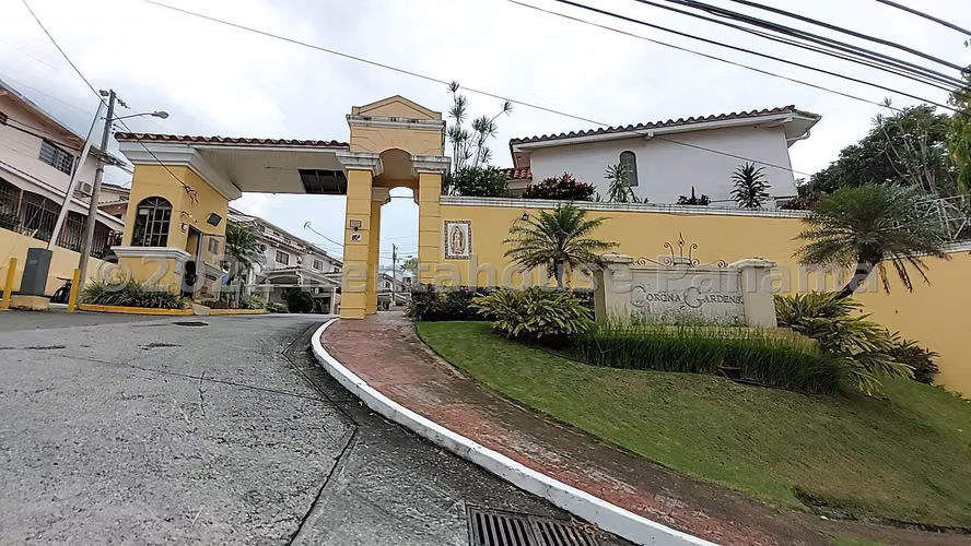 Venta de Casa en Betania Corona Gardens NS