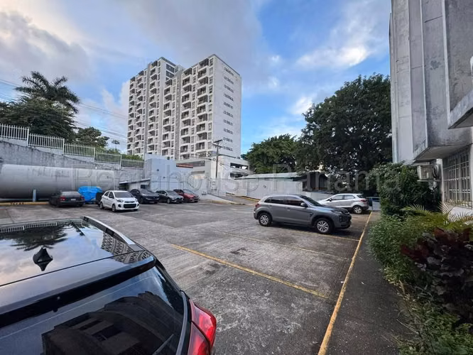 ALQUILER DE APARTAMENTO EN RIO ABAJO  - Imagen 5
