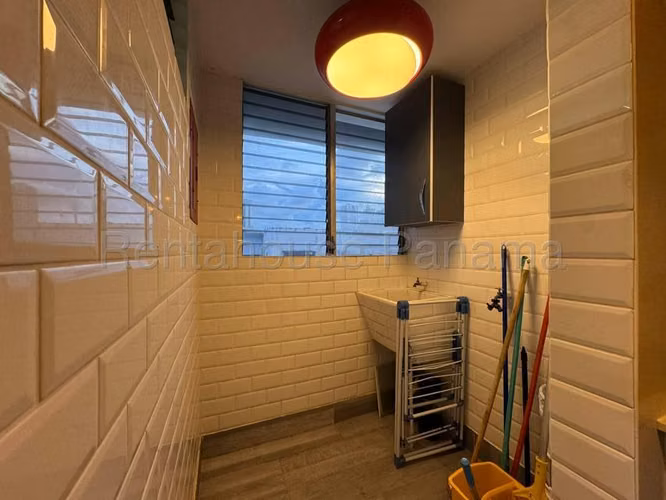 ALQUILER DE APARTAMENTO EN RIO ABAJO  - Imagen 6