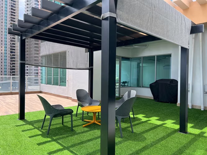 ALQUILO APARTAMENTO AMOBLADO, SAN FRANCISCO, 2 RECAMARAS, BALCON, 110M2.