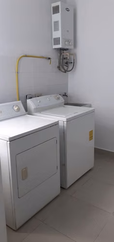 Alquilo apartamento en San Francisco, Linea Blanca, 2 recamaras, 110m2.