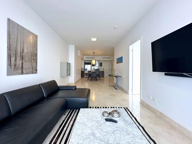 Fully furnished D model located in Yoo Panama for rent