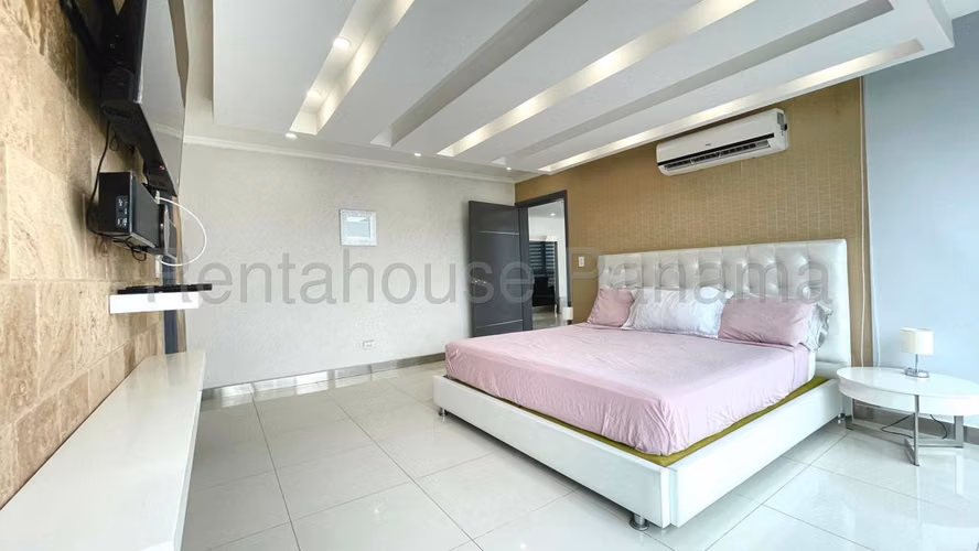Venta Apartamento Amoblado Remodelado 2 Recámaras 106 m² Costa del Este - ALYC 26-5948